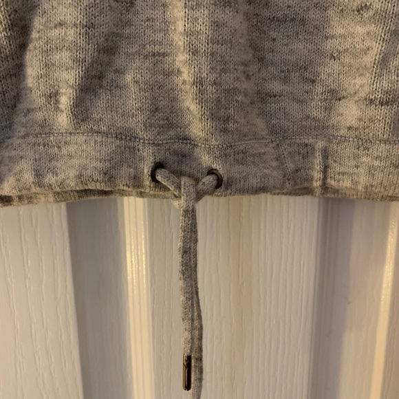 Gap Sweater - Picture 4 of 4